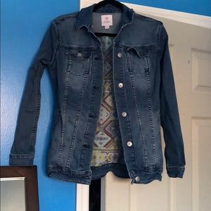 Only worn once stretchy denim jacket